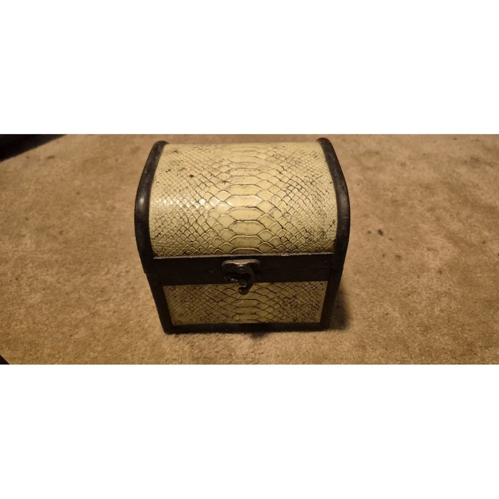 2 Vintage Wooden Trinket Boxes Asian Style Chest Jewelry Box Lot